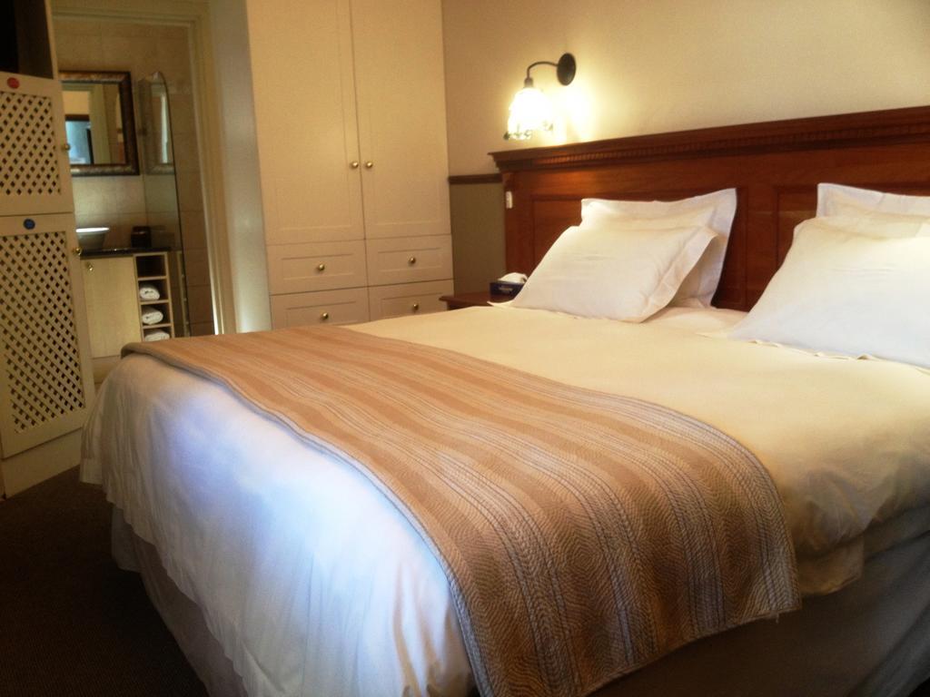 Turnberry Boutique Hotel Oudtshoorn Bagian luar foto