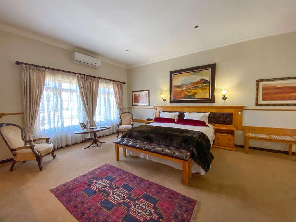 Turnberry Boutique Hotel Oudtshoorn Ruang foto