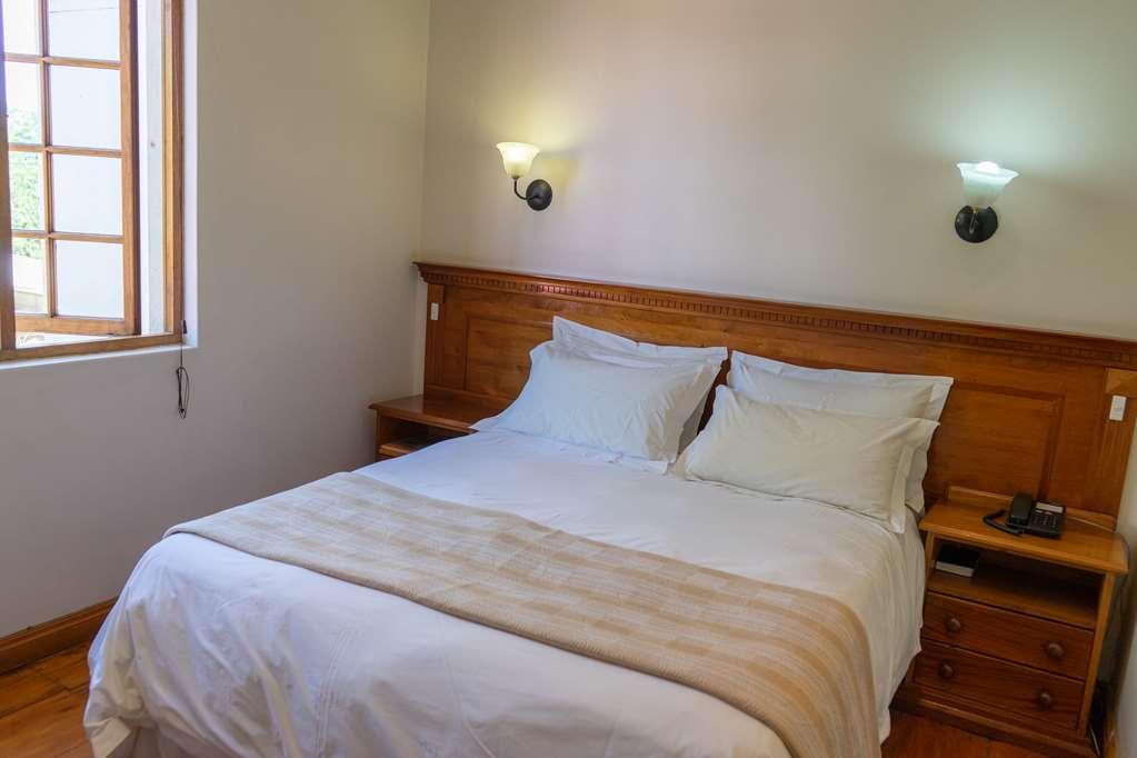 Turnberry Boutique Hotel Oudtshoorn Ruang foto