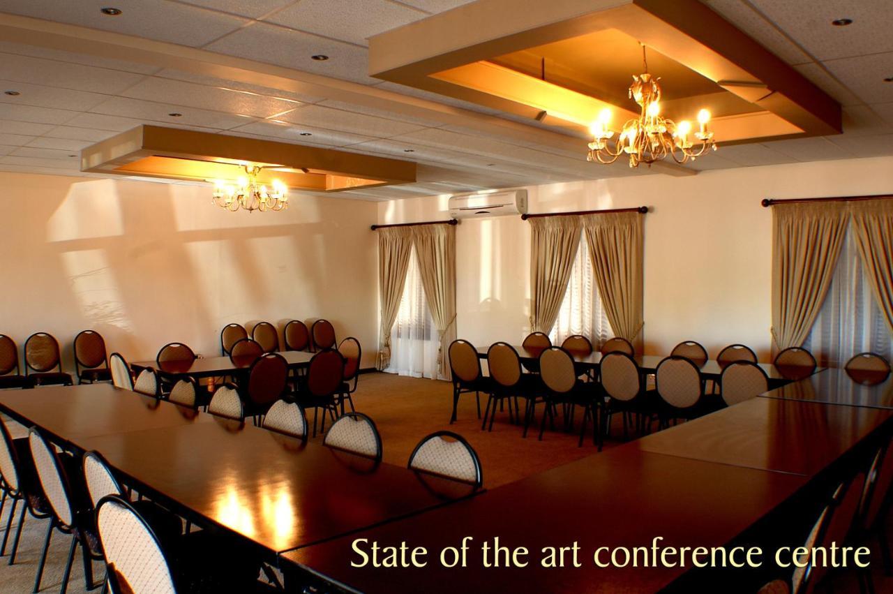 Turnberry Boutique Hotel Oudtshoorn Bagian luar foto